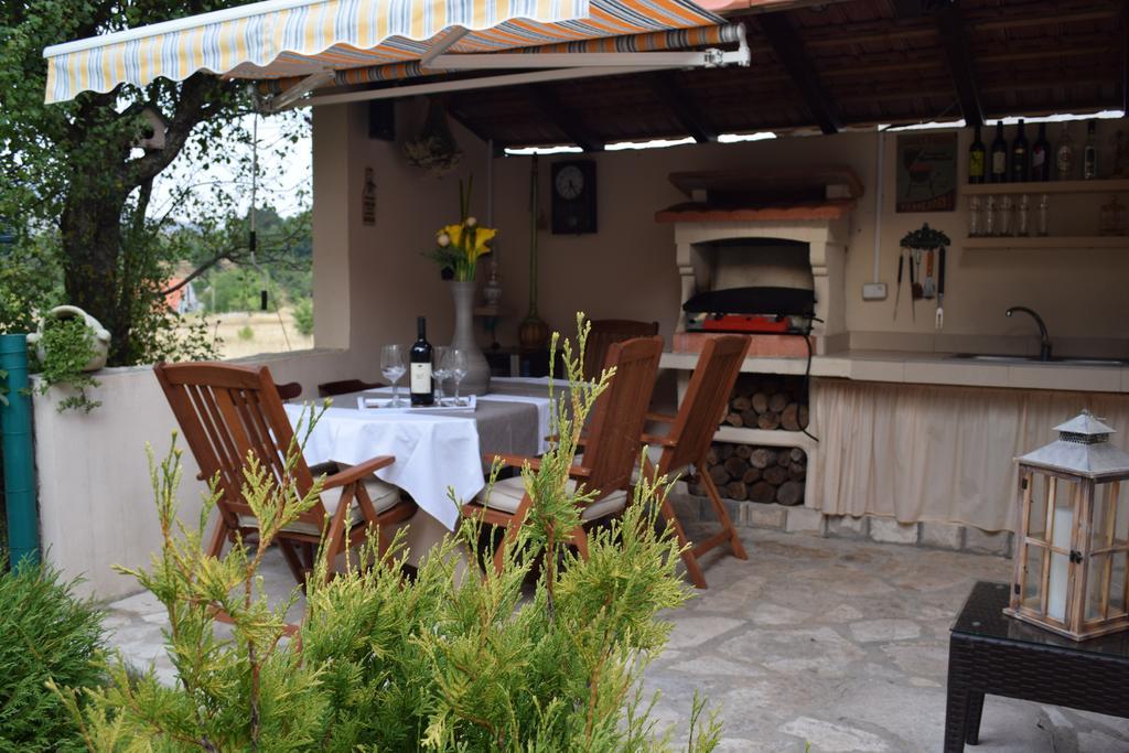 Holiday Home Котор Экстерьер фото