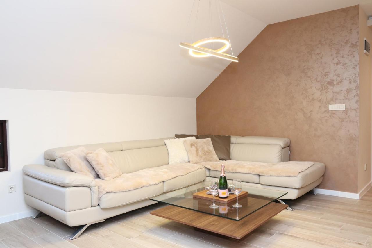 Holiday Home Котор Экстерьер фото